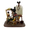 Figurine Mickey "Auto-portrait" Disneyland Paris