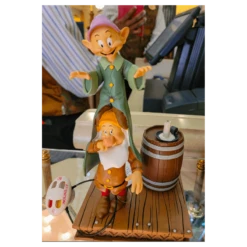Figurine Nains Troisième Partie Disneyland Paris