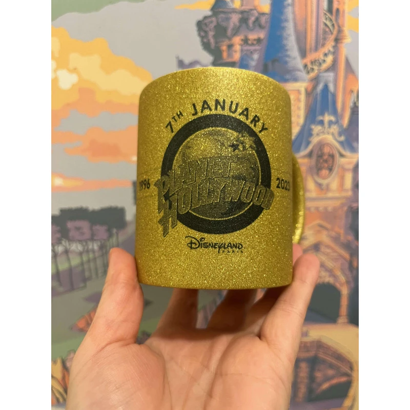 Mug Collector Fermeture Planet Hollywood Modèle 2 1 Mug Collector Fermeture Planet Hollywood Modèle 2